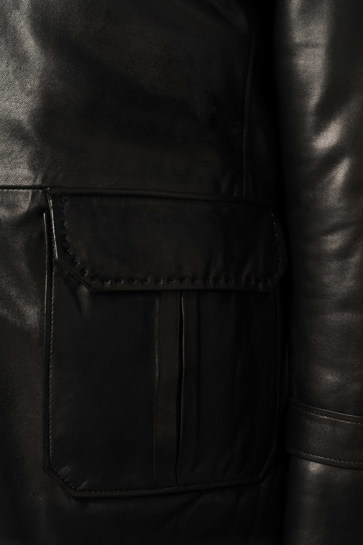 Black Hunter Field Leather Jacket with soft shearling lining