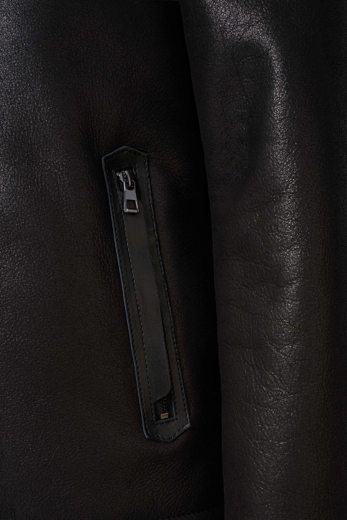 Noir Shearling Leather Jacket timeless black shearling collar winter wear
