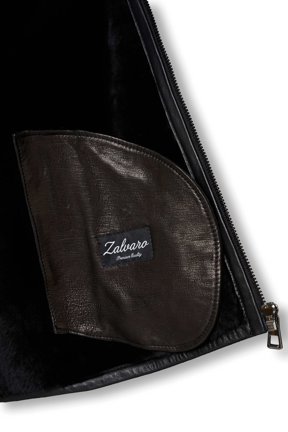 Noir Shearling leather jacket for men with black finish and shearling collar, handcrafted in Turkey